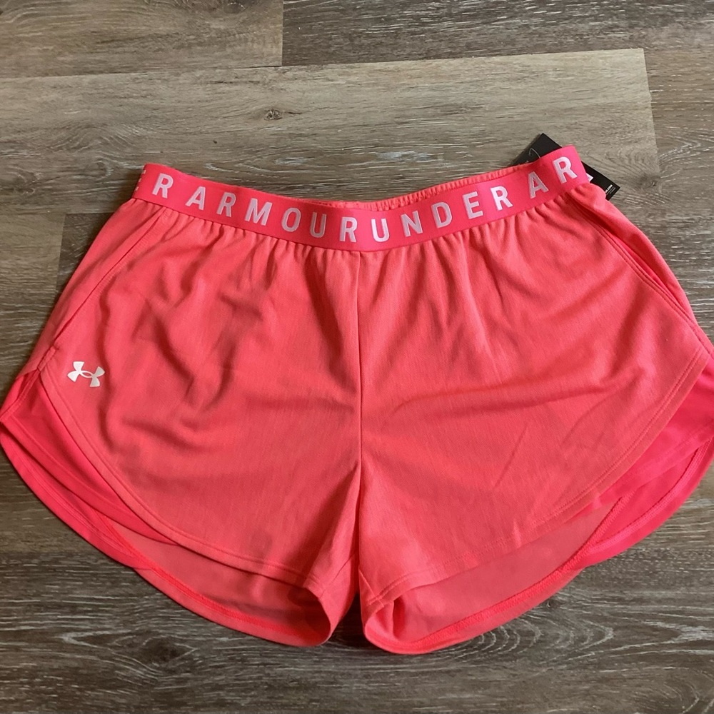 Under Armour Pink Athletic Shorts Moisture-Wicking Relaxed Fit